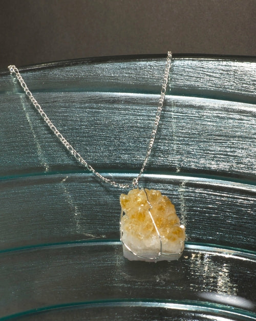 Pendentif druse de cristal sur chaîne argent