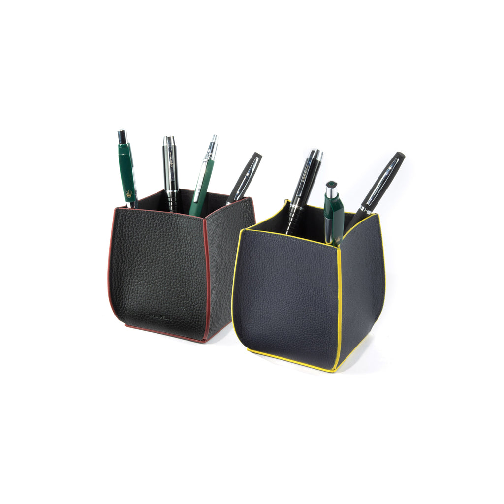 K0032AB | Genuine leather, full-grain, dollar grain desk pen holder. Black color with Red edges. Size: 8.5 x 8.5 x 12 cm. Packaging: gift box bottom/cover