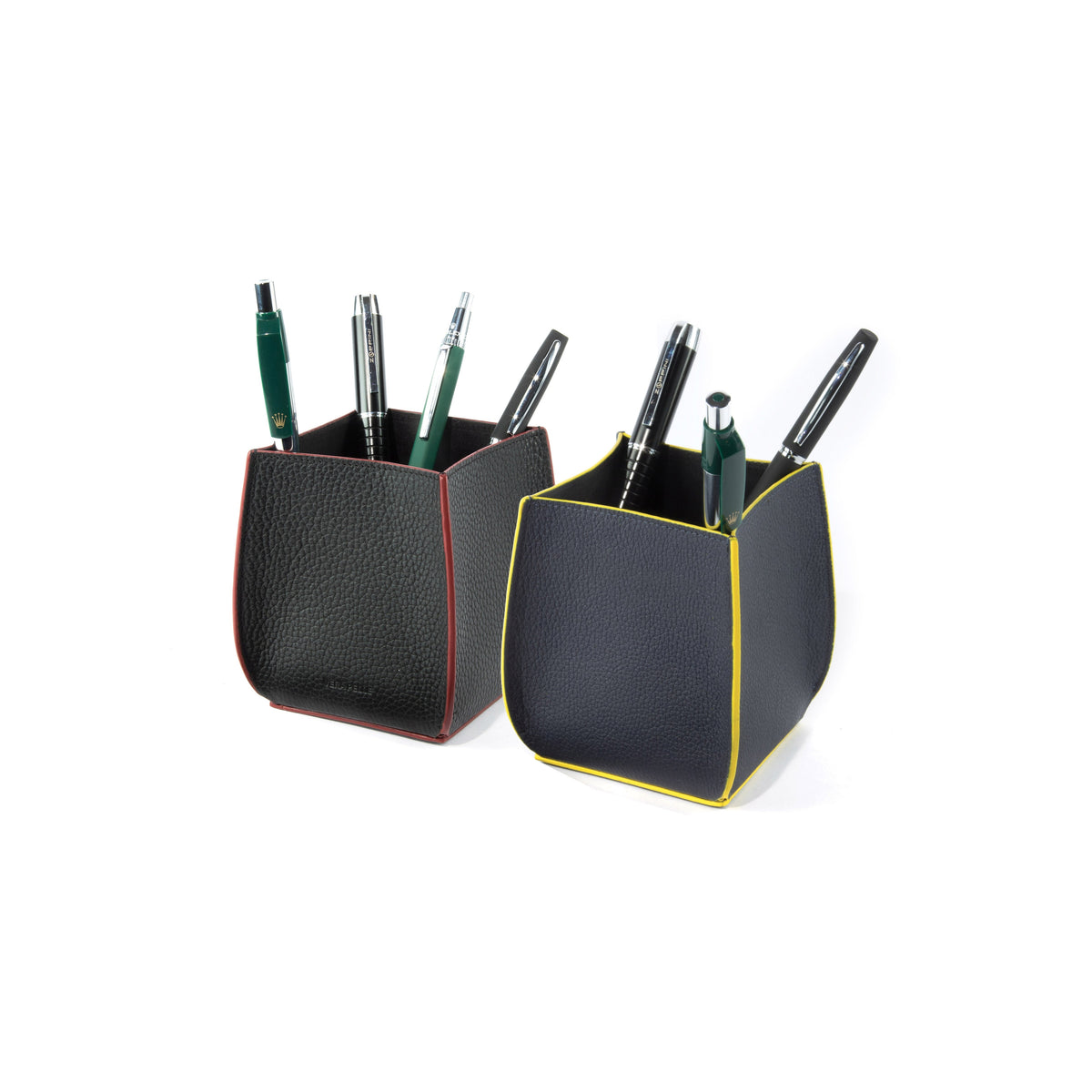 K0032AB | Genuine leather, full-grain, dollar grain desk pen holder. Black color with Red edges. Size: 8.5 x 8.5 x 12 cm. Packaging: gift box bottom/cover