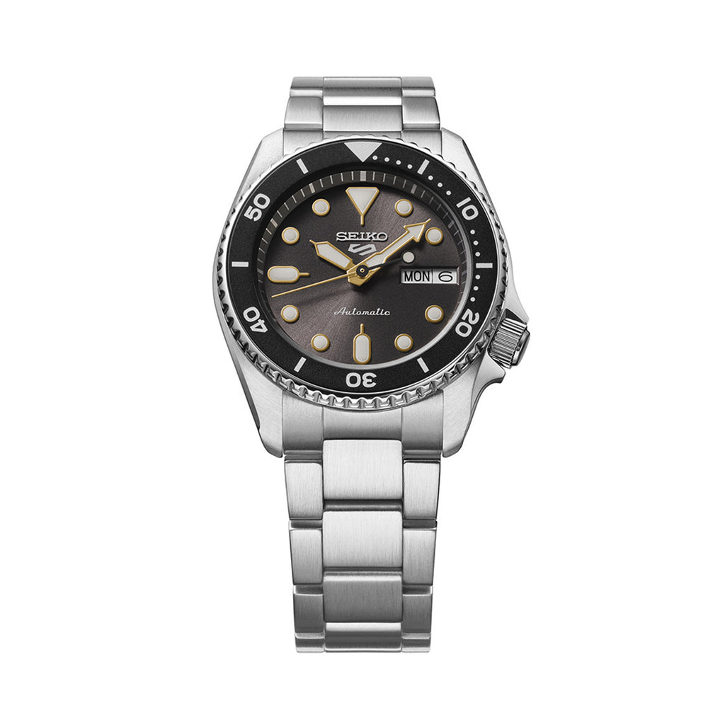 Montre automatique Seiko 5 Sports SKK