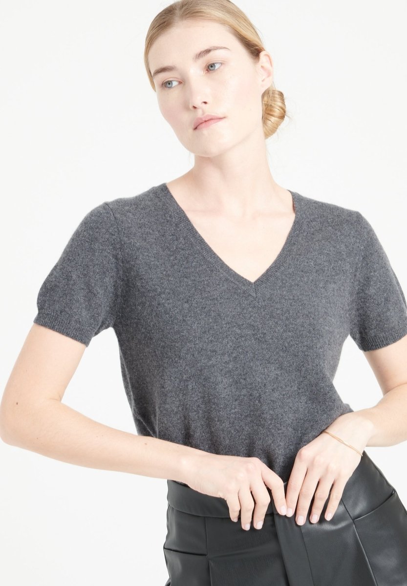 T-shirt col V femme en cachemire gris anthracite - LILLY 14
