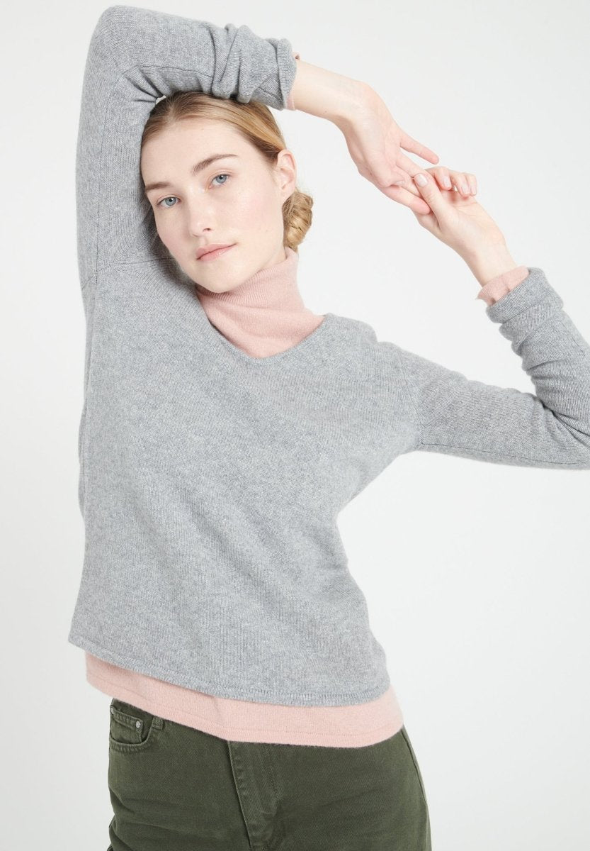Pull col V femme en cachemire 4 fils gris clair - LILLY 20