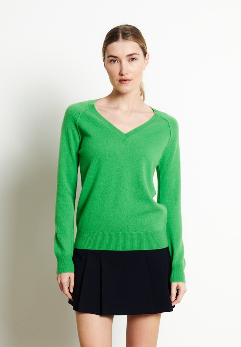 Pull col V femme en cachemire vert pomme - LILLY 6