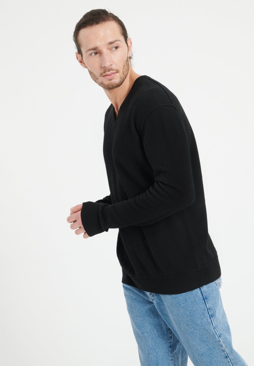 Pull col V homme en cachemire noir - LUKE 11