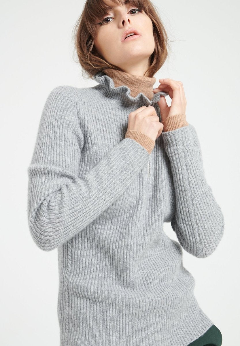 Pull col falbala zippé femme en cachemire gris clair - MIA 4