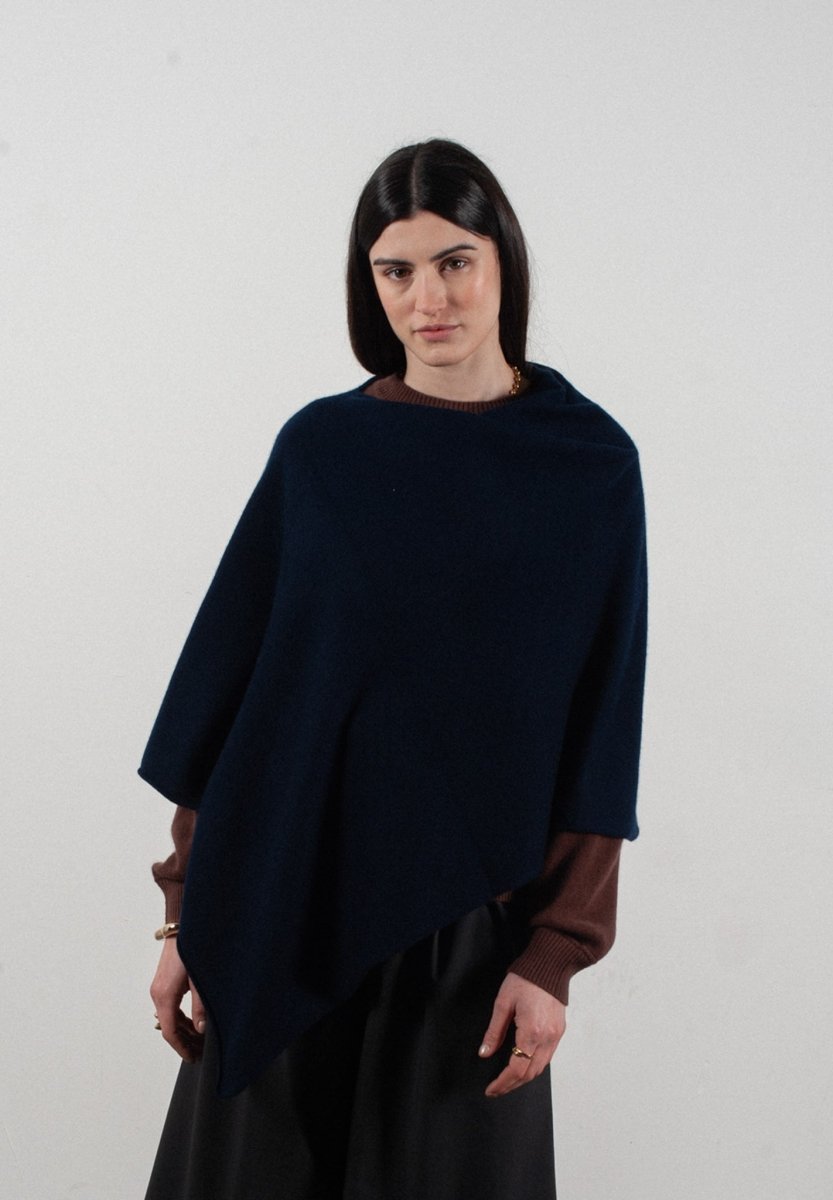 Poncho femme en cachemire bleu marine - LILLY 9