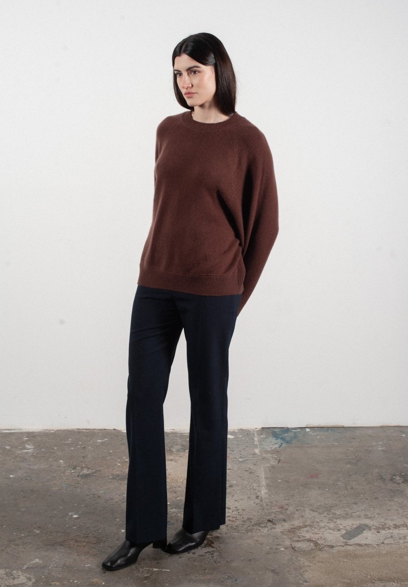 Pull col rond manches raglan femme en cachemire 4 fils marron - HANA 6