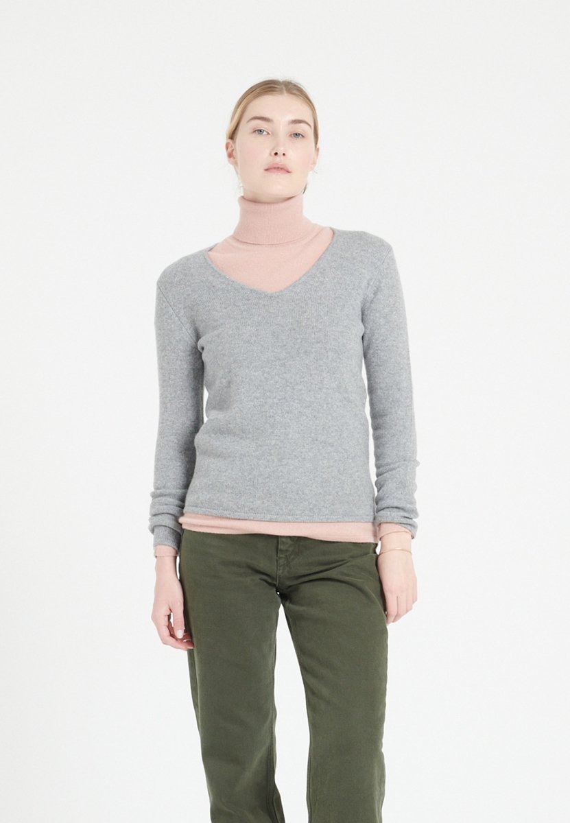 Pull col V femme en cachemire 4 fils gris clair - LILLY 20