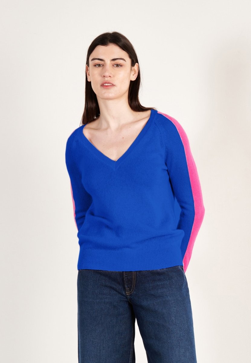 Pull col V femme en cachemire bleu pétrole & rose indien - RIA 1