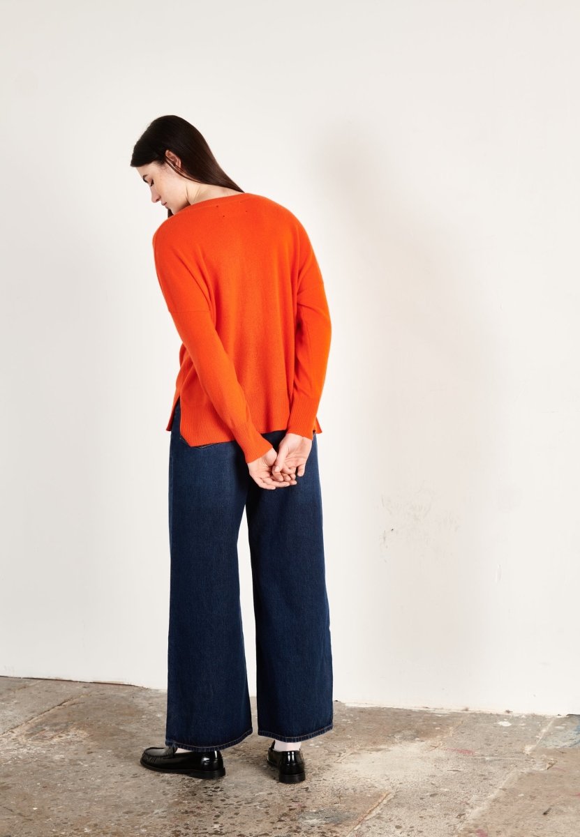 Pull col V femme en cachemire mandarine - HANA 1