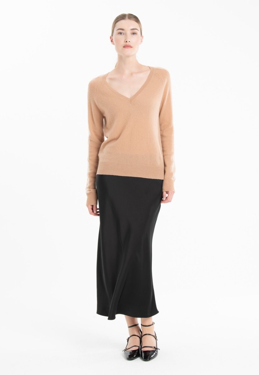 Pull col V femme en cachemire camel clair & beige - RIA 1