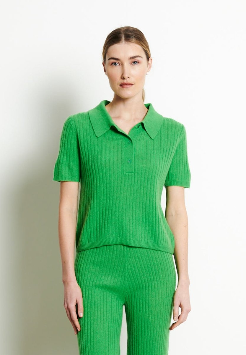 Polo manches courtes femme en cachemire vert pomme - RIA 13