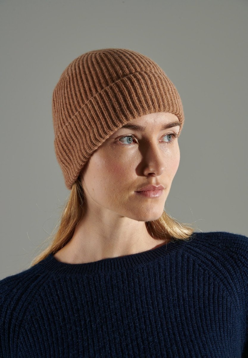 Bonnet unisex en cachemire 4 fils camel - UNI 11